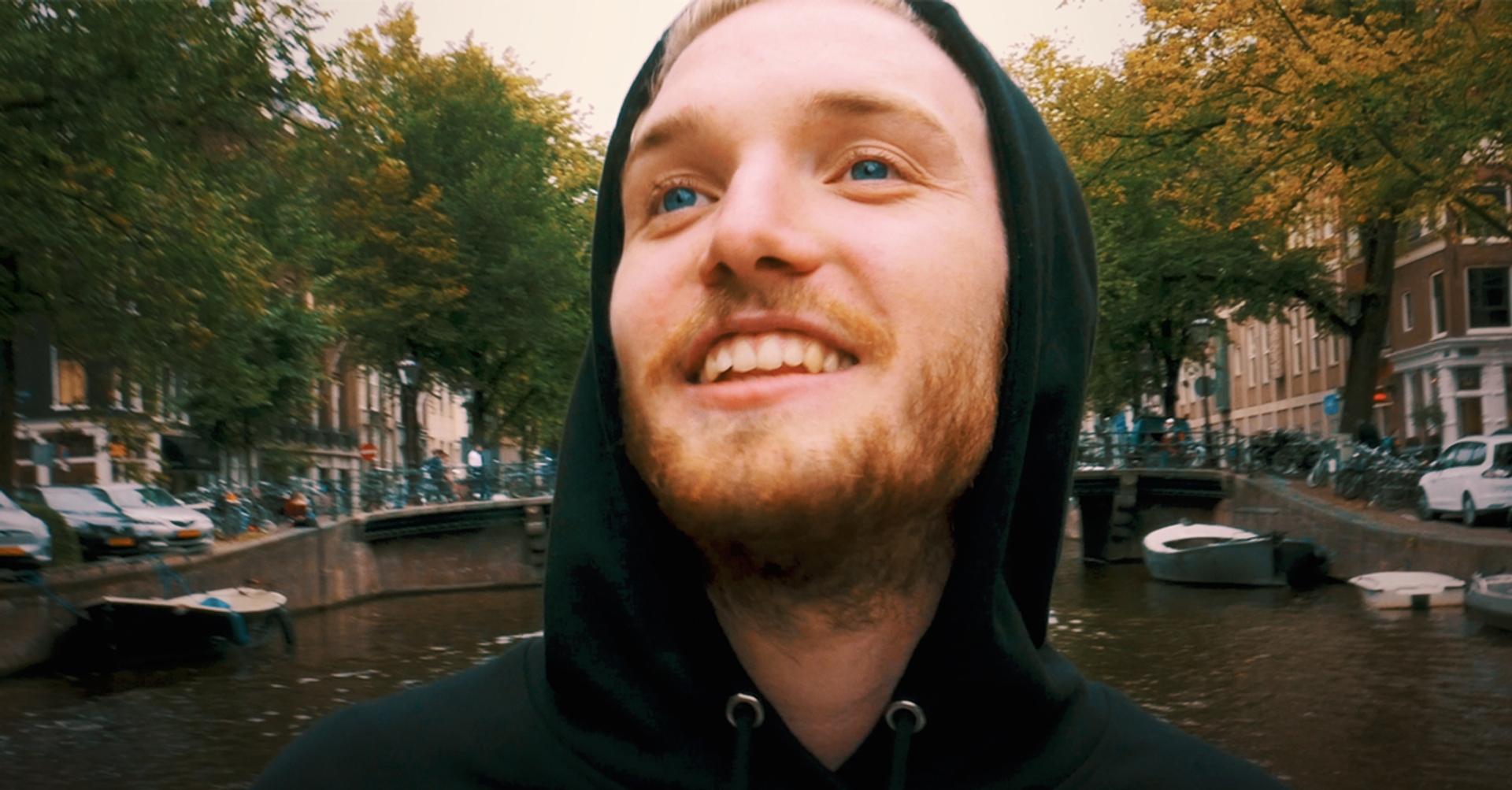 Afbeelding van Bastiaan ervaart truffels op een boot in Amsterdam | Drugslab